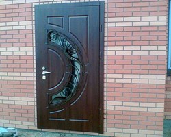 Монтаж металлической двери - фото 16002