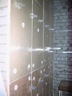 Облицовка каркаса пергородки гипсокартоном в 1 слой - фото 4857
