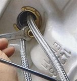 Замена гибкой подводки