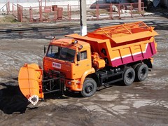КДМ Комбинированная дорожная машина 