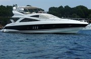 Яхта Ferretti (81 фут)